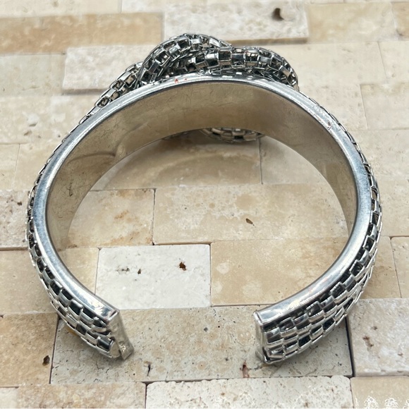129.  Beautiful Modern Estate Silver Tone Cuff Bracelet - Picture 3 of 3